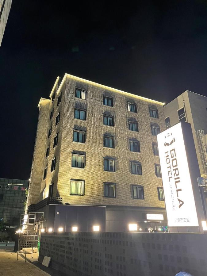 ونجو Gorilla Hotel المظهر الخارجي الصورة